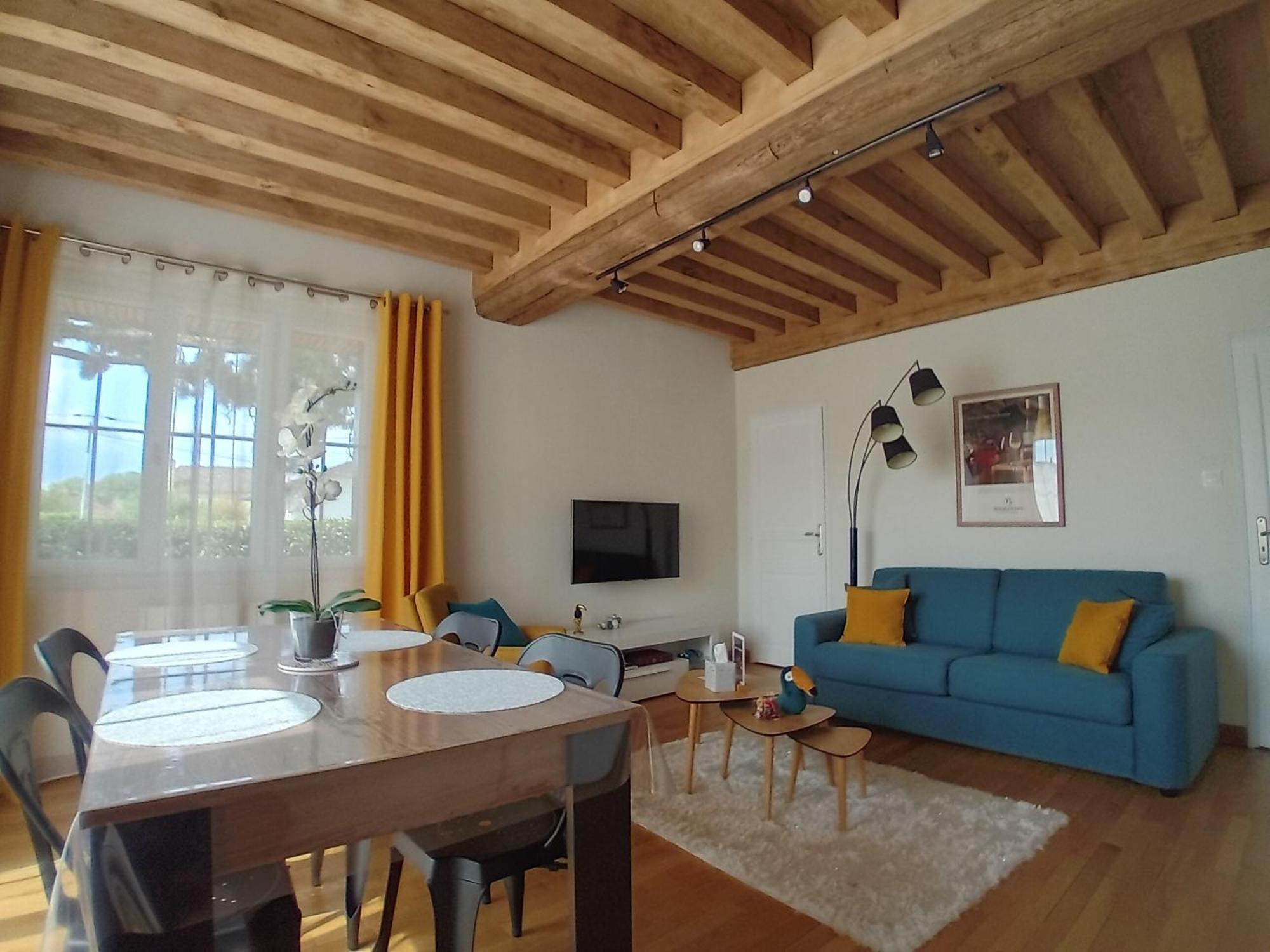 Climats Des Echaliers Apartment Beaune  Bilik gambar